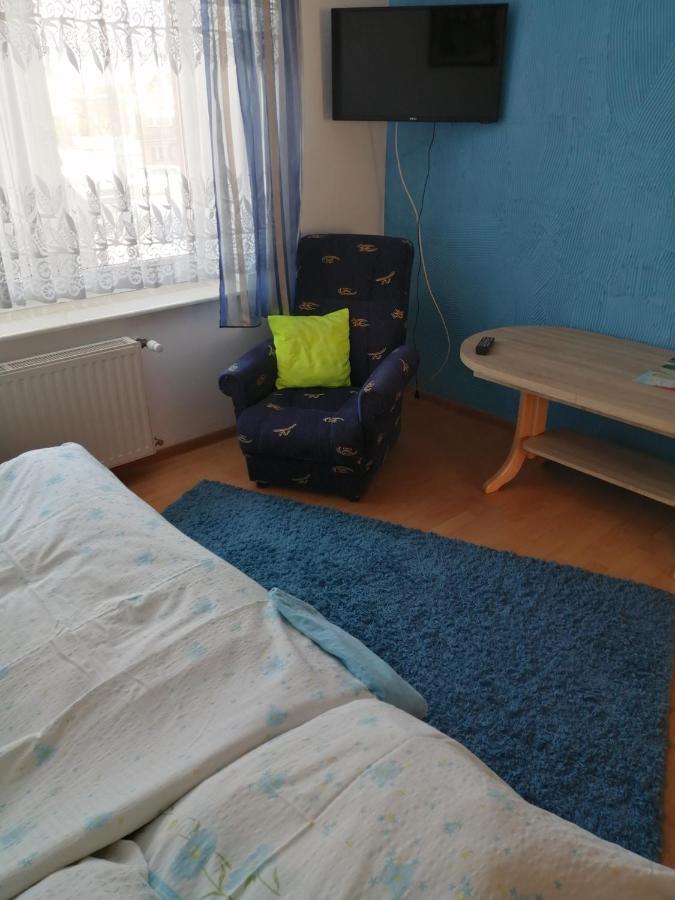 Róża Apartamento Zelistrzewo Exterior foto